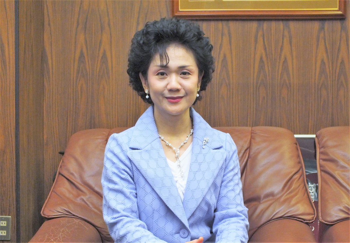 代表者 駒井公美